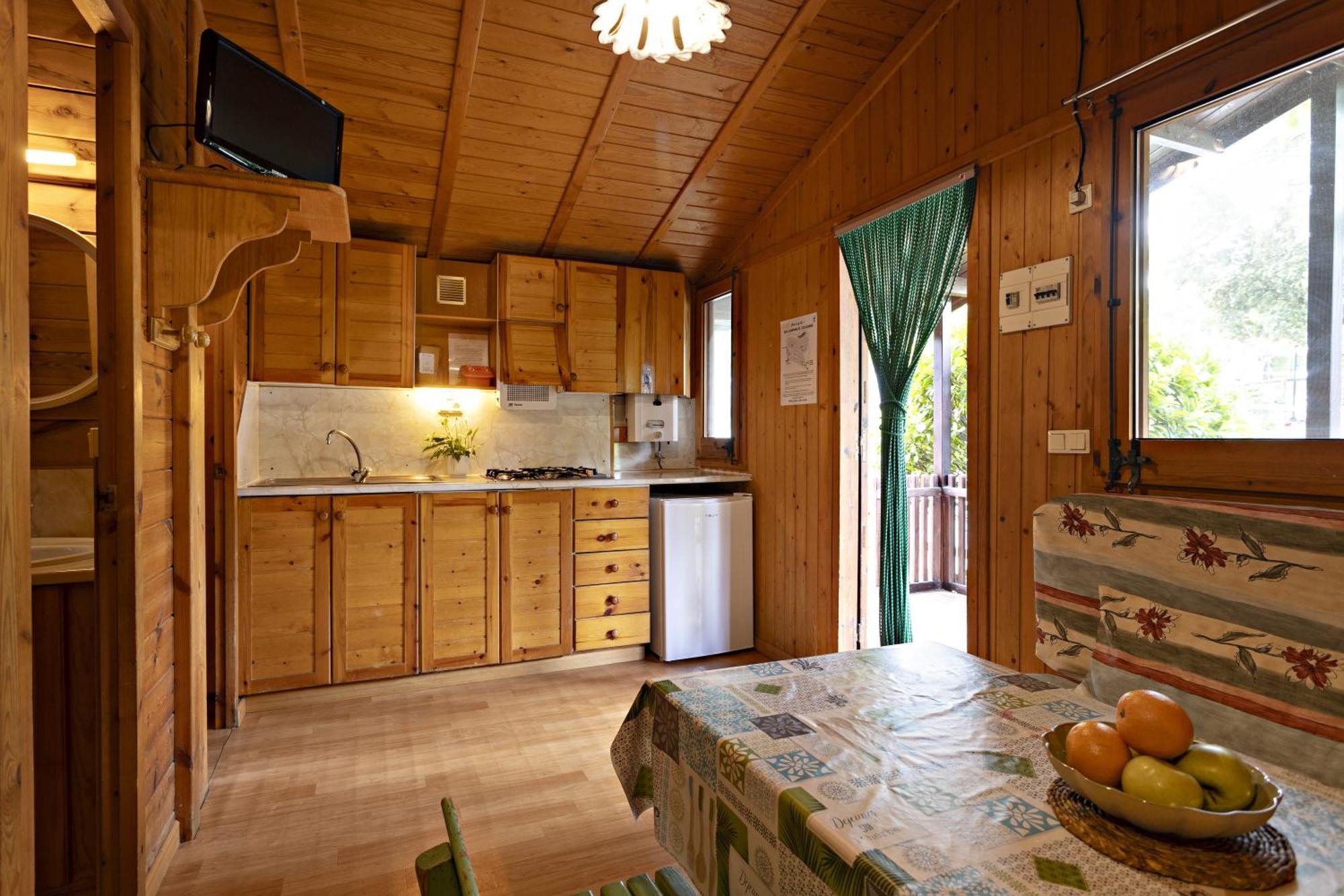 Bungalows - Camping El Solsones Сольсона Экстерьер фото