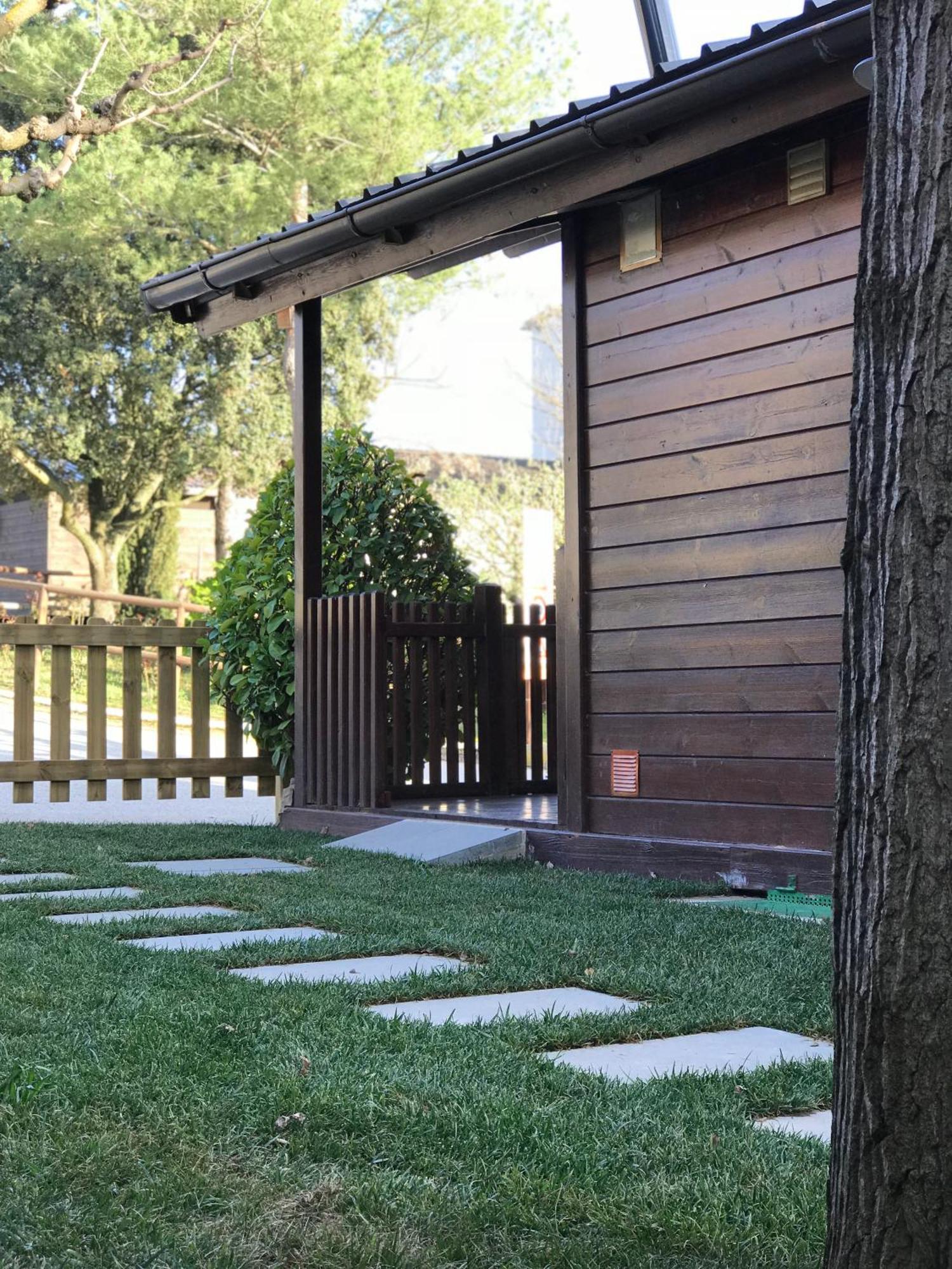 Bungalows - Camping El Solsones Сольсона Экстерьер фото